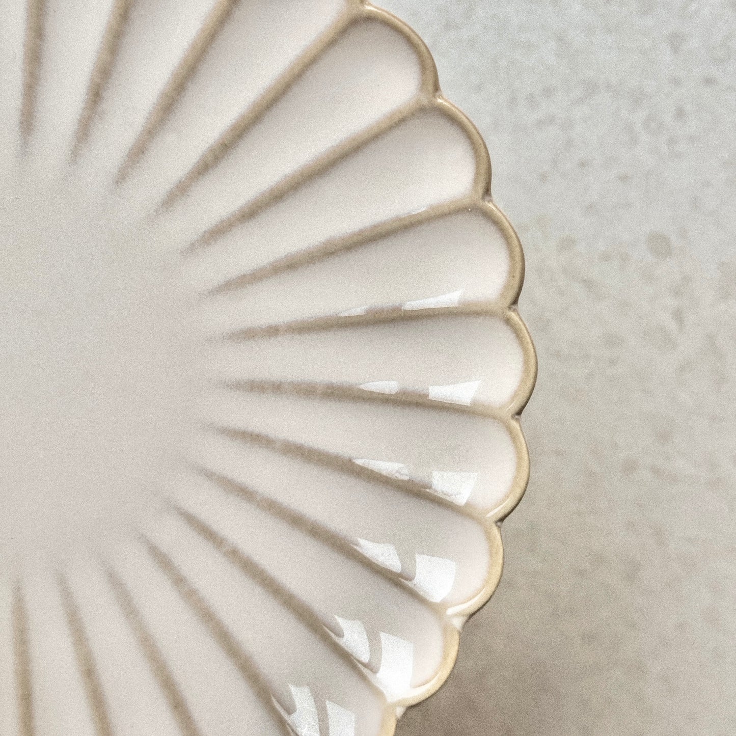 Bordje met bloemenrand