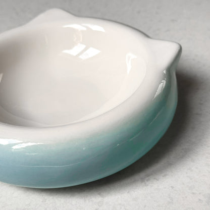 Keramische voerbak met kattenoortjes